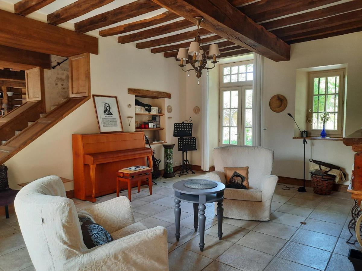 Le Clos Du Gue Pressac Exteriör bild