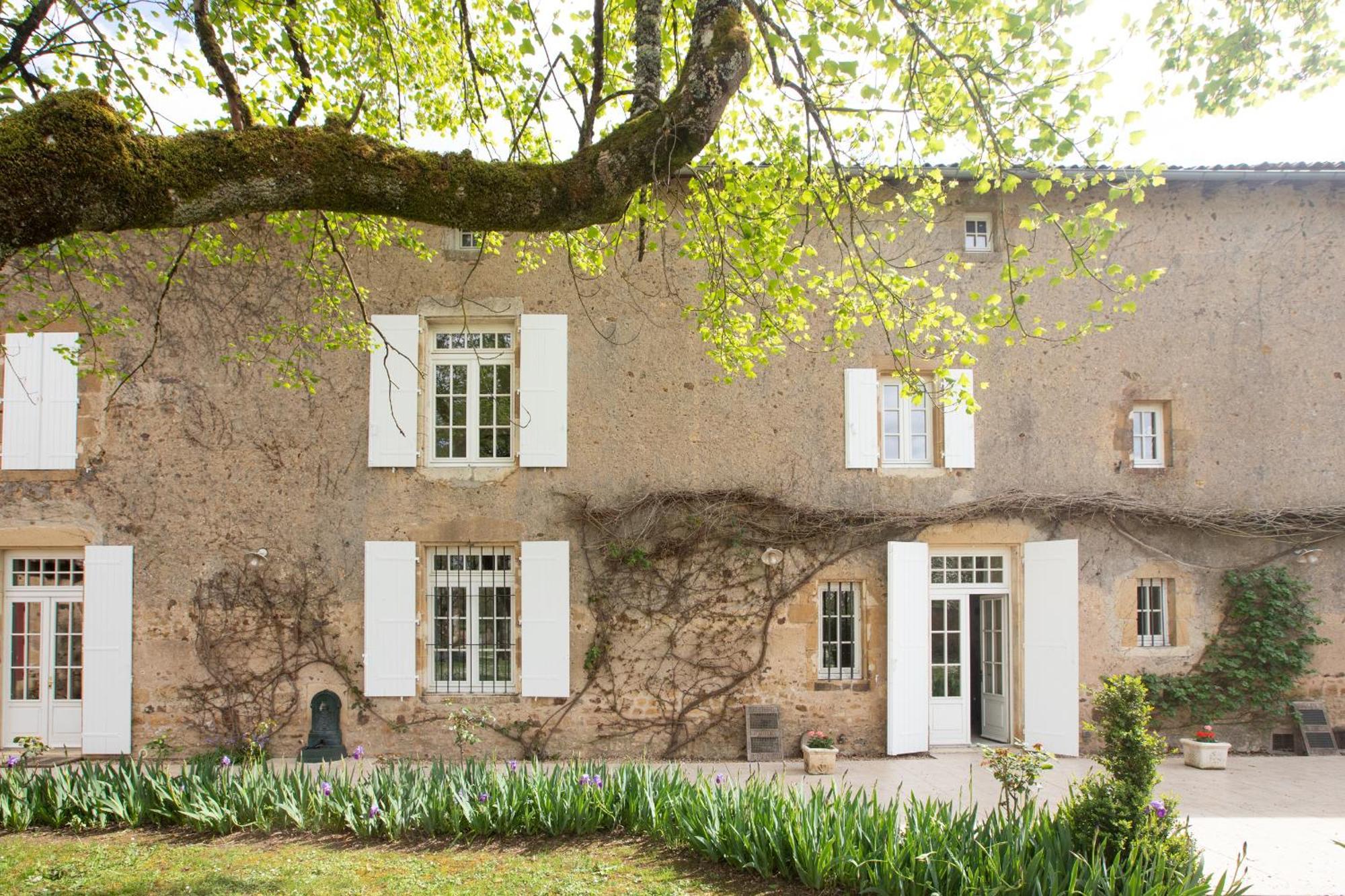Le Clos Du Gue Pressac Exteriör bild